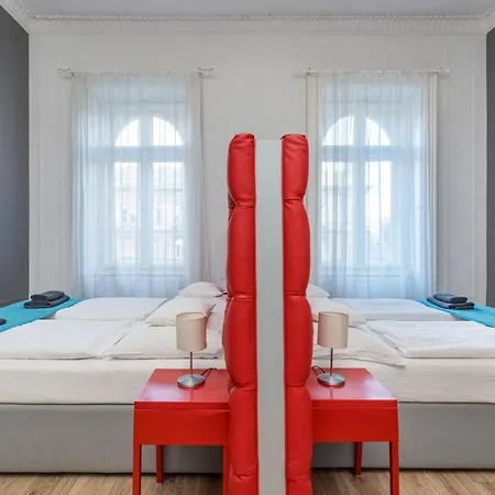 Appartement Faces - Funky Design In Vibrant Centre *