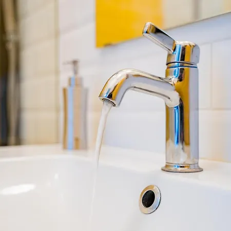 Faces - Funky Design In Vibrant Centre