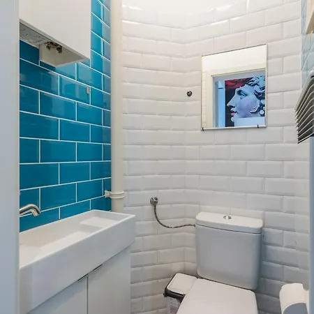 Appartement Faces - Funky Design In Vibrant Centre