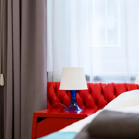 Appartement Faces - Funky Design In Vibrant Centre Budapest