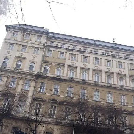 Appartement Faces - Funky Design In Vibrant Centre