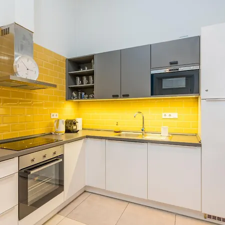 Apartamento Faces - Funky Design In Vibrant Centre *