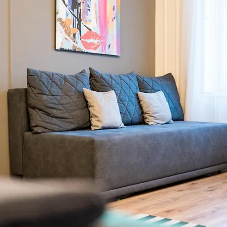 Apartamento Faces - Funky Design In Vibrant Centre Budapest