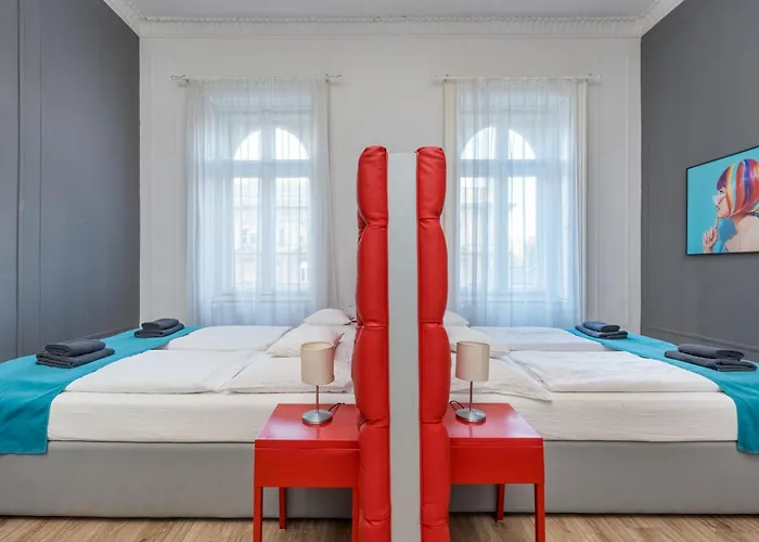 Apartament Faces - Funky Design In Vibrant Centre *