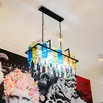 Faces - Funky Design In Vibrant Centre Budapest