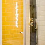 Apartamento Faces - Funky Design In Vibrant Centre *